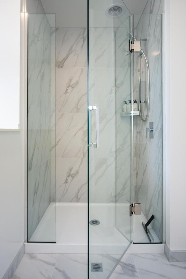 Two Bedroom, Two Bathroom Urban Oasis Christchurch Exterior foto